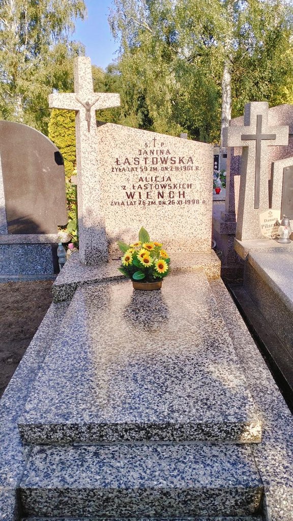 renowacja grobu z lastryko na cmentarzu bródnowskim opieka nad grobami w warszawie